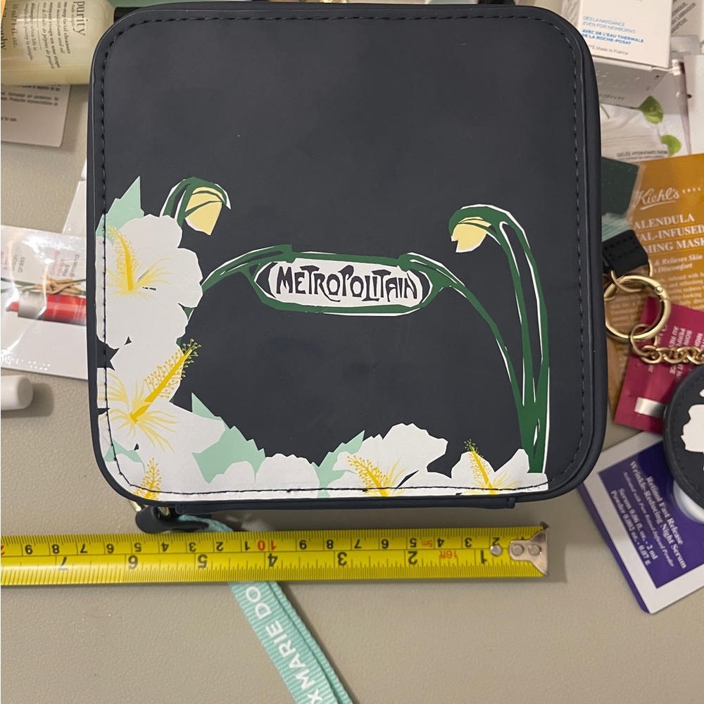 Darphin bag womens serum moisturizer samples - Picture 3 of 5